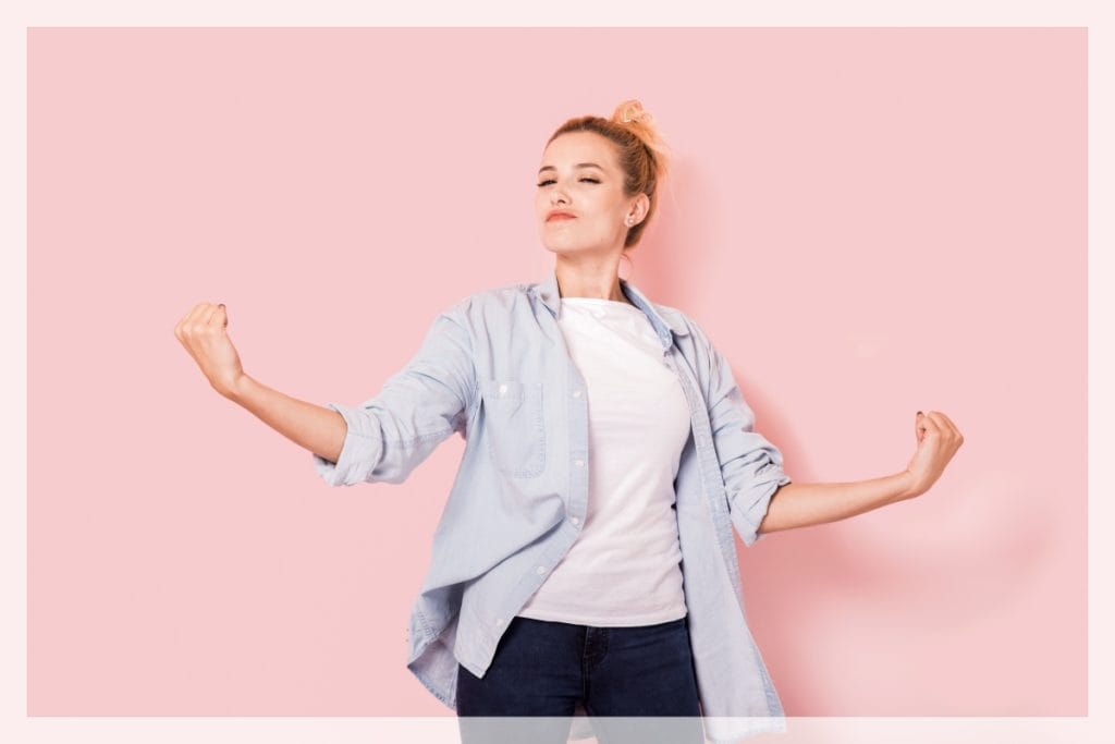 スリーファンデーション『アンジェリックシンセシスファンデーションセラム』には肌荒れ成分も配合されている